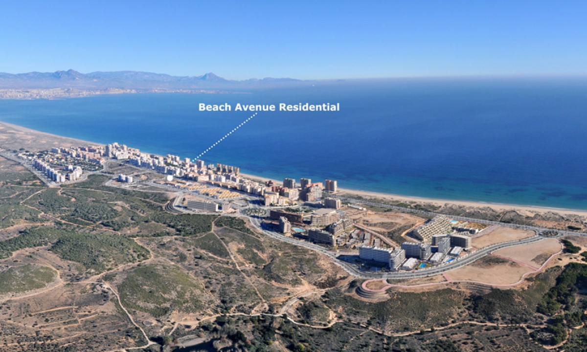 Beach Avenue / Costa Blanca