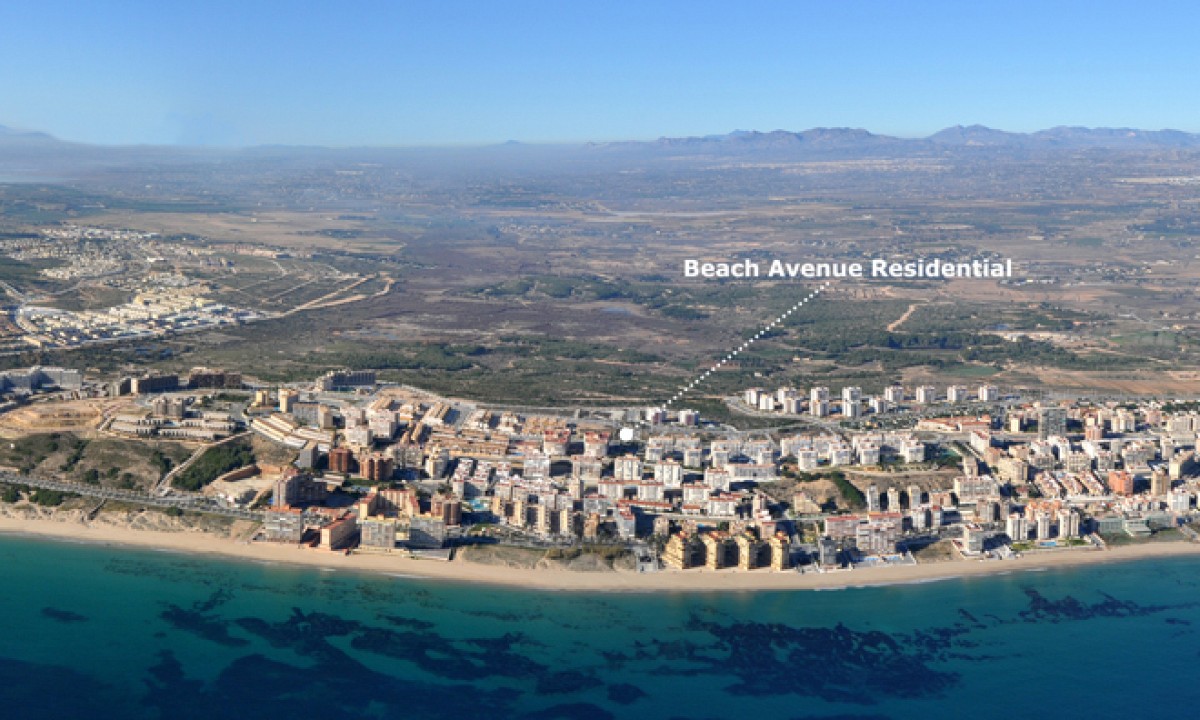 Beach Avenue / Costa Blanca